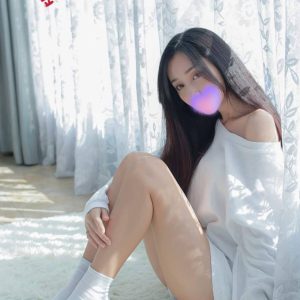 <!-- 標題：樣式全部寫在元素的 style 屬性中 --> <div class="amy-contact-code" style="box-sizing:border-box;display:inline-flex;flex-wrap:wrap;align-items:baseline;gap:4px 8px;max-width:100%;margin:0 0 10px;padding:8px 12px;border:1px solid #39b9aa;border-radius:11px;background:#fff;line-height:1.5;">   <span style="color:#777;font-size:13px;">聯絡客服請給編號：</span>   <strong style="color:#178d80;font-size:20px;font-weight:700;letter-spacing:.03em;overflow-wrap:anywhere;">BC1US9A3</strong> </div> <div style="box-sizing:border-box;width:100%;max-width:360px;padding:8px 10px 12px;overflow:hidden;border:1px solid #a8ddd8;border-radius:14px;background:#d9f2ef;color:#333;font-family:Arial,'Microsoft JhengHei',sans-serif;font-size:14px;line-height:1.5;">   <div style="display:flex !important;align-items:center;justify-content:space-between;margin-bottom:3px;padding:4px 3px;font-weight:700;">     <span style="display:block !important;min-width:0;color:#333;font-size:16px;line-height:1.5;overflow-wrap:anywhere;">暱稱：<em style="margin-left:4px;color:#555;font-size:18px;font-style:normal;font-weight:700;">凱凱</em></span>   </div>   <div style="box-sizing:border-box;display:flex !important;flex-wrap:wrap;width:100%;margin:0;padding:0;">     <div style="box-sizing:border-box;display:grid !important;flex:1 1 100%;grid-template-columns:max-content minmax(0,1fr);column-gap:4px;align-items:start;min-width:0;max-width:100%;min-height:31px;padding:4px 3px;border-bottom:1px solid rgba(100,170,165,.3);">   <span style="display:block !important;margin:0 !important;padding:0 !important;float:none !important;font-weight:700;white-space:nowrap;">地區：</span>   <span style="display:block !important;min-width:0;margin:0 !important;padding:0 !important;float:none !important;overflow:visible !important;color:#666;white-space:normal !important;overflow-wrap:anywhere;line-height:1.5;">台中</span> </div>     <div style="box-sizing:border-box;display:grid !important;flex:1 1 145px;grid-template-columns:max-content minmax(0,1fr);column-gap:4px;align-items:start;min-width:0;max-width:100%;min-height:31px;padding:4px 3px;border-bottom:1px solid rgba(100,170,165,.3);">   <span style="display:block !important;margin:0 !important;padding:0 !important;float:none !important;font-weight:700;white-space:nowrap;">年齡：</span>   <span style="display:block !important;min-width:0;margin:0 !important;padding:0 !important;float:none !important;overflow:visible !important;color:#666;white-space:normal !important;overflow-wrap:anywhere;line-height:1.5;">23</span> </div>     <div style="box-sizing:border-box;display:grid !important;flex:1 1 145px;grid-template-columns:max-content minmax(0,1fr);column-gap:4px;align-items:start;min-width:0;max-width:100%;min-height:31px;padding:4px 3px;border-bottom:1px solid rgba(100,170,165,.3);">   <span style="display:block !important;margin:0 !important;padding:0 !important;float:none !important;font-weight:700;white-space:nowrap;">身高：</span>   <span style="display:block !important;min-width:0;margin:0 !important;padding:0 !important;float:none !important;overflow:visible !important;color:#666;white-space:normal !important;overflow-wrap:anywhere;line-height:1.5;">164</span> </div>     <div style="box-sizing:border-box;display:grid !important;flex:1 1 145px;grid-template-columns:max-content minmax(0,1fr);column-gap:4px;align-items:start;min-width:0;max-width:100%;min-height:31px;padding:4px 3px;border-bottom:1px solid rgba(100,170,165,.3);">   <span style="display:block !important;margin:0 !important;padding:0 !important;float:none !important;font-weight:700;white-space:nowrap;">罩杯：</span>   <span style="display:block !important;min-width:0;margin:0 !important;padding:0 !important;float:none !important;overflow:visible !important;color:#666;white-space:normal !important;overflow-wrap:anywhere;line-height:1.5;">C杯</span> </div>     <div style="box-sizing:border-box;display:grid !important;flex:1 1 100%;grid-template-columns:max-content minmax(0,1fr);column-gap:4px;align-items:start;min-width:0;max-width:100%;min-height:31px;padding:4px 3px;border-bottom:1px solid rgba(100,170,165,.3);">   <span style="display:block !important;margin:0 !important;padding:0 !important;float:none !important;font-weight:700;white-space:nowrap;">方式：</span>   <span style="display:block !important;min-width:0;margin:0 !important;padding:0 !important;float:none !important;overflow:visible !important;color:#666;white-space:normal !important;overflow-wrap:anywhere;line-height:1.5;">全套</span> </div>   </div> </div>